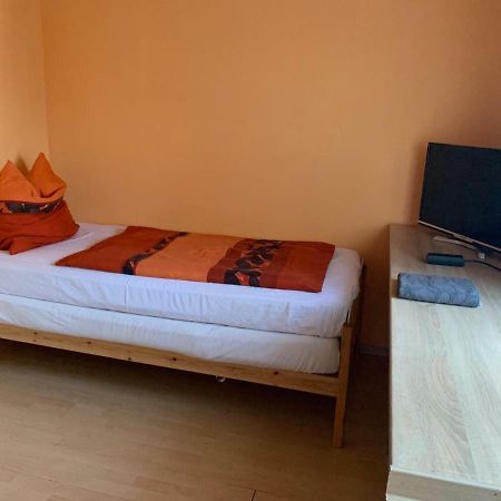 Apartamento Gaestezimmer Fuchs Neuhausen auf den Fildern Exterior foto